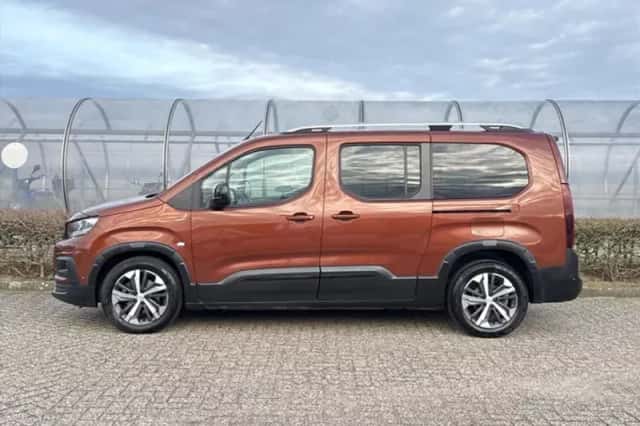 Peugeot Rifter (2021) thumbnail 4
