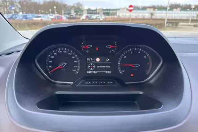 Peugeot Rifter (2021) thumbnail 5
