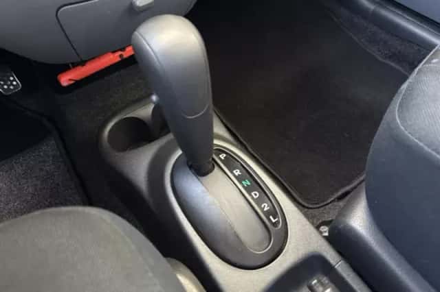 Daihatsu Sirion (2008) thumbnail 6