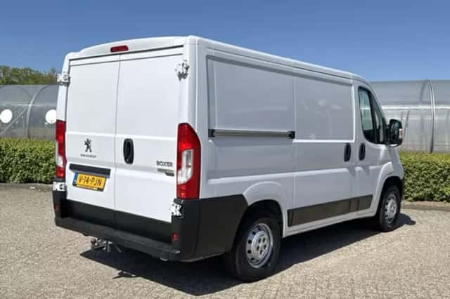 Peugeot Boxer (2022) thumbnail 2