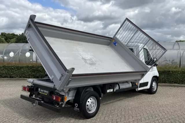 Peugeot Boxer (2024) thumbnail 2