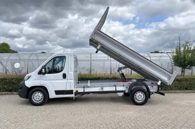 Peugeot Boxer (2024) thumbnail 4