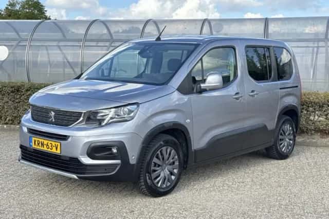 Peugeot Rifter (2020) thumbnail 1