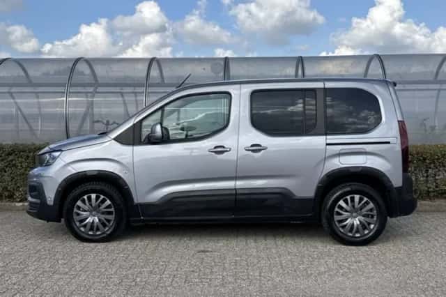 Peugeot Rifter (2020) thumbnail 4