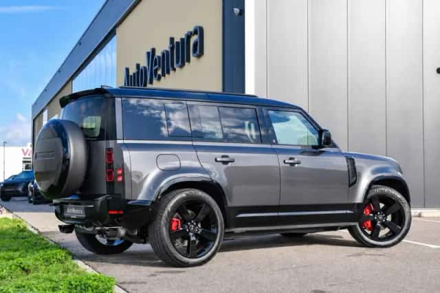 Land Rover Defender (2026) thumbnail 6