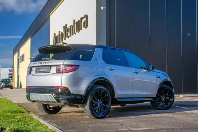 Land Rover Discovery Sport (2024) thumbnail 5