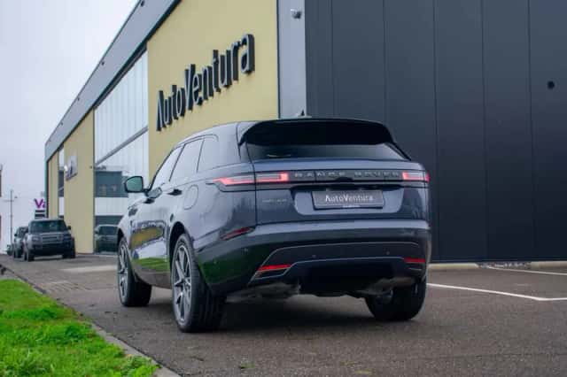 Land Rover Range Rover Velar (2023) thumbnail 4
