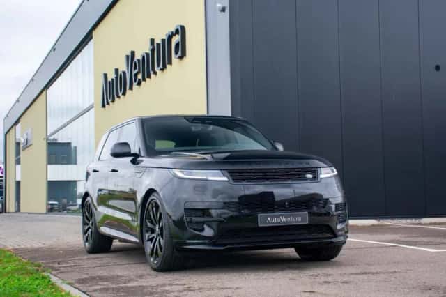 Land Rover Range Rover Sport (2026) thumbnail 3