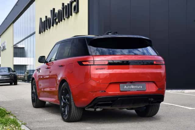 Land Rover Range Rover Sport (2025) thumbnail 4
