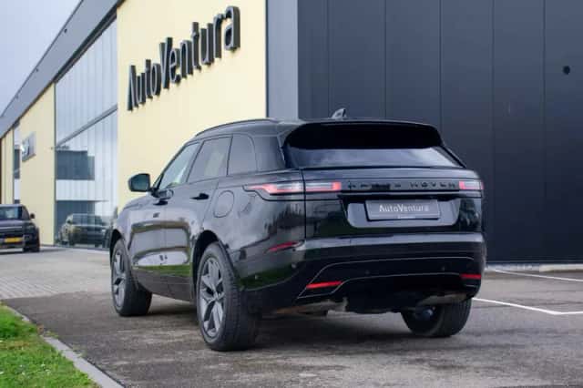 Land Rover Range Rover Velar (2025) thumbnail 4