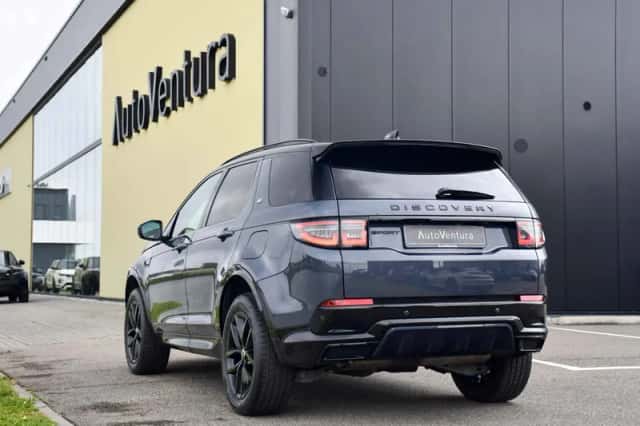 Land Rover Discovery Sport (2025) thumbnail 4