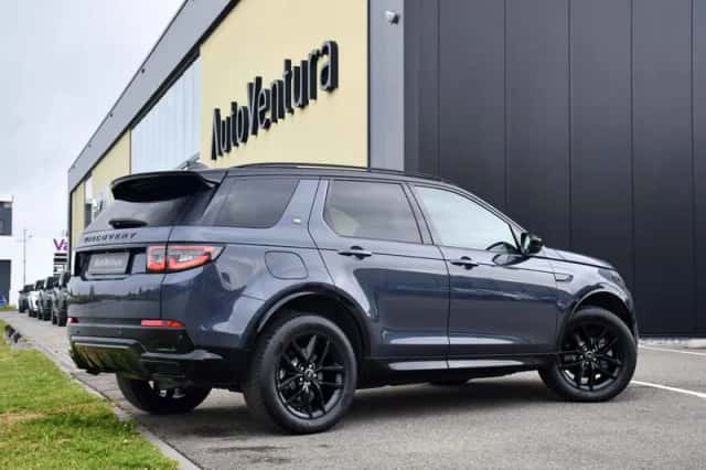 Land Rover Discovery Sport (2025) thumbnail 5