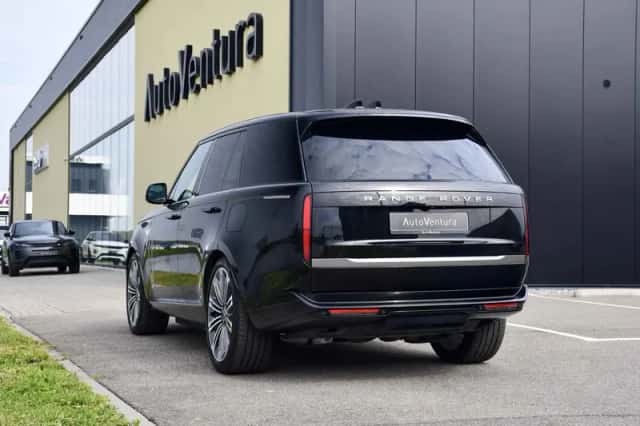 Land Rover Range Rover (2025) thumbnail 4