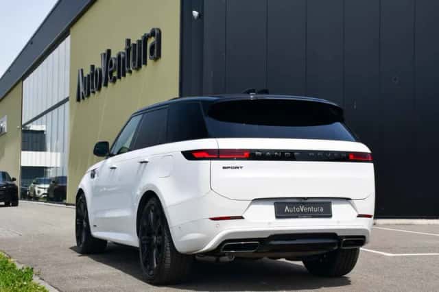 Land Rover Range Rover Sport (2025) thumbnail 4