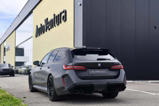 BMW M5 (2025) thumbnail 4
