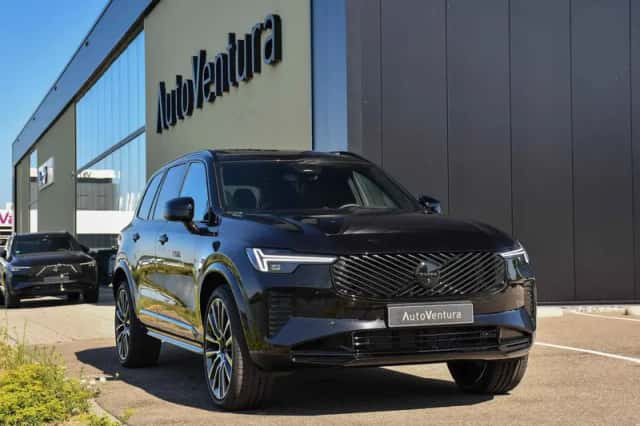 Volvo XC90 (2026) thumbnail 3