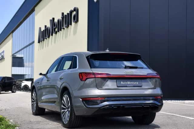 Audi Q8 e-tron (2024) thumbnail 4