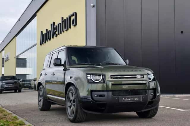 Land Rover Defender (2026) thumbnail 3