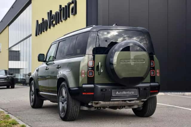 Land Rover Defender (2026) thumbnail 4