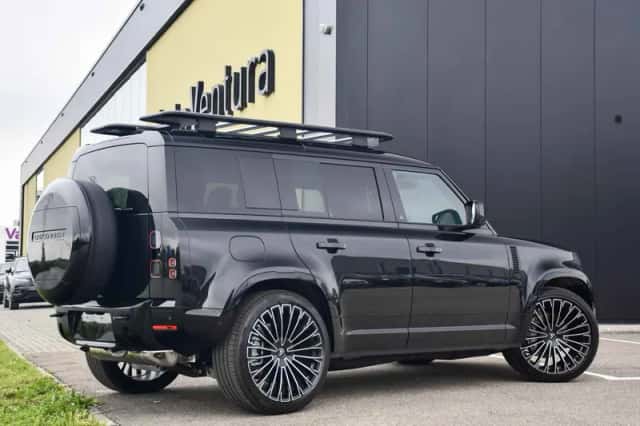 Land Rover Defender (2026) thumbnail 6