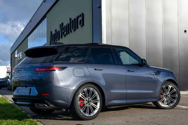 Land Rover Range Rover Sport (2026) thumbnail 6