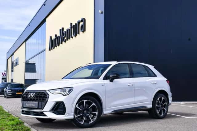 Audi Q3 (2020) thumbnail 2