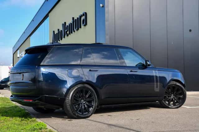 Land Rover Range Rover (2025) thumbnail 6