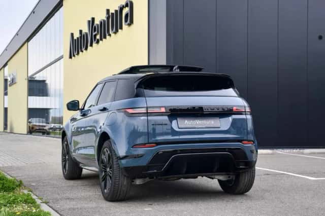 Land Rover Range Rover Evoque (2026) thumbnail 4