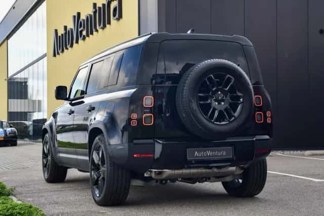 Land Rover Defender (2026) thumbnail 4