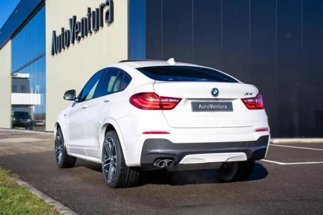 BMW X4 (2018) thumbnail 4