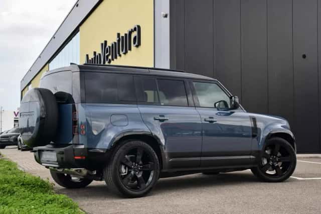 Land Rover Defender (2026) thumbnail 5