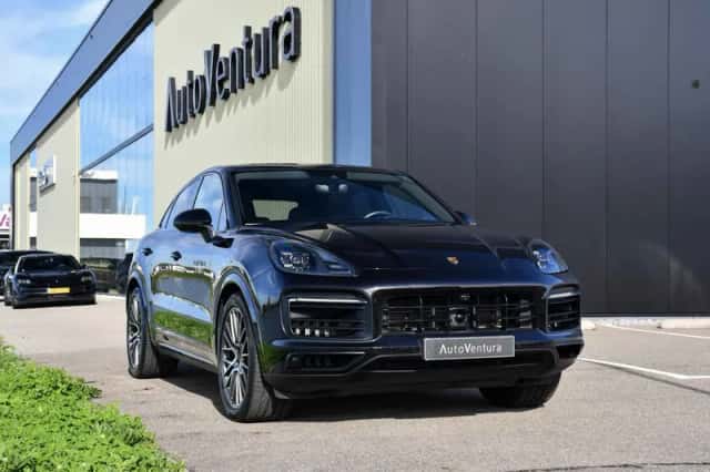 Porsche Cayenne Coupé (2022) thumbnail 3