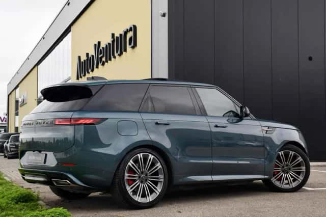Land Rover Range Rover Sport (2024) thumbnail 6