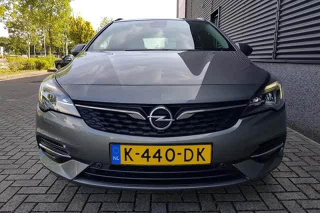 Opel Astra (2020) thumbnail 4