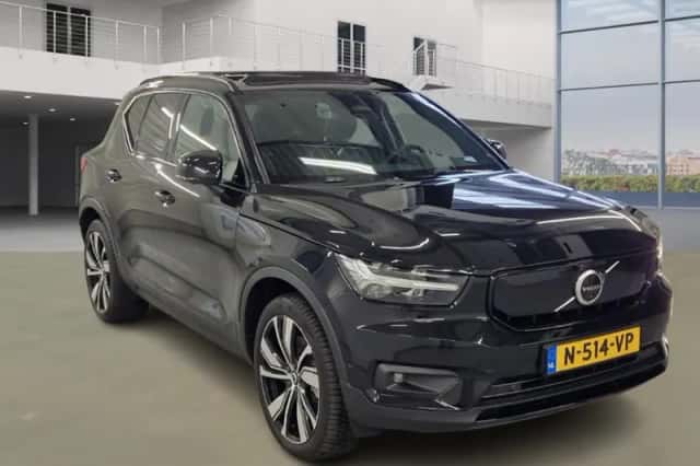 Volvo XC40 (2021) thumbnail 5