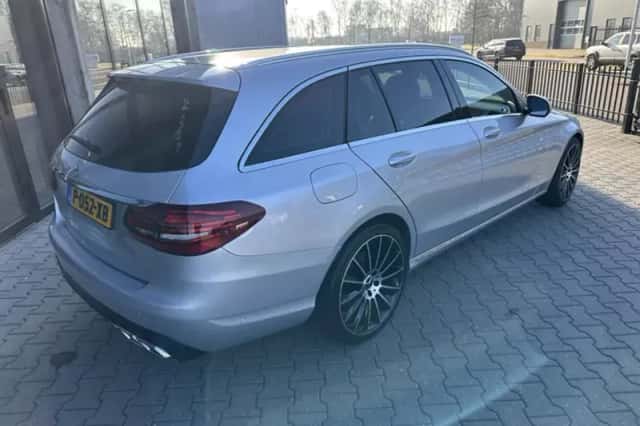 Mercedes-Benz C-Klasse (2019) thumbnail 2