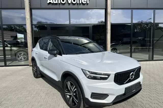 Volvo XC40 (2020) thumbnail 1