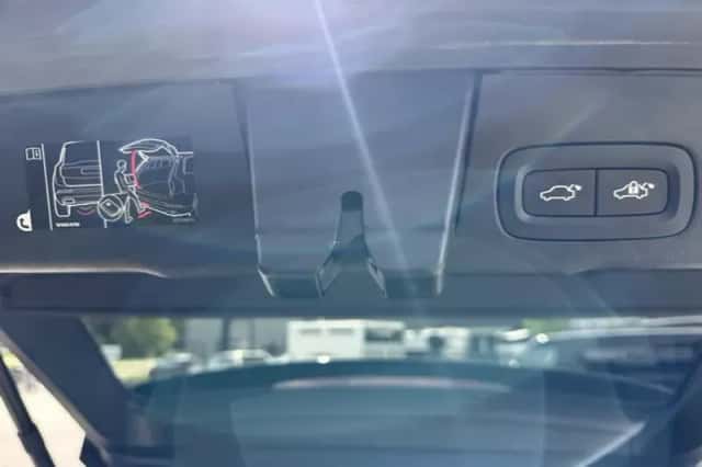 Volvo XC60 (2020) thumbnail 6