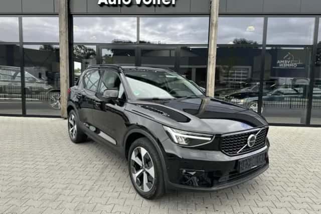 Volvo XC40 (2022) thumbnail 1