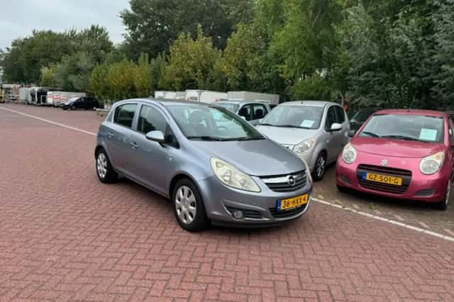 Opel Corsa (2008) thumbnail 1