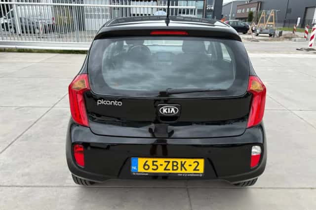 Kia Picanto (2012) thumbnail 4