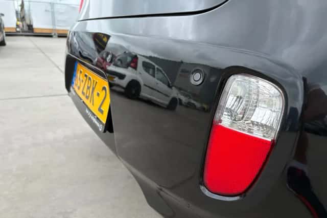 Kia Picanto (2012) thumbnail 6