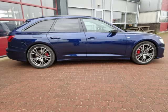 Audi A6 (2021) thumbnail 3