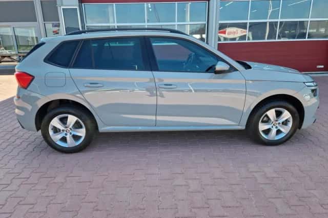 Škoda Kamiq (2021) thumbnail 4