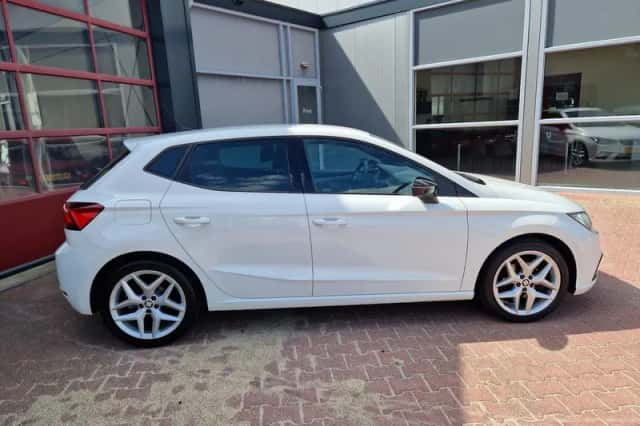SEAT Ibiza (2019) thumbnail 4