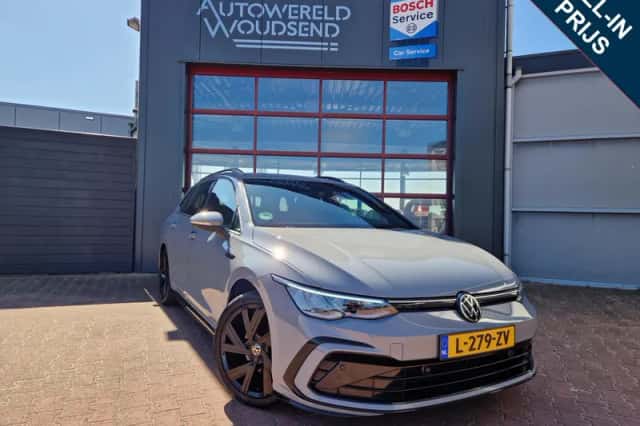 Volkswagen Golf (2021) thumbnail 1