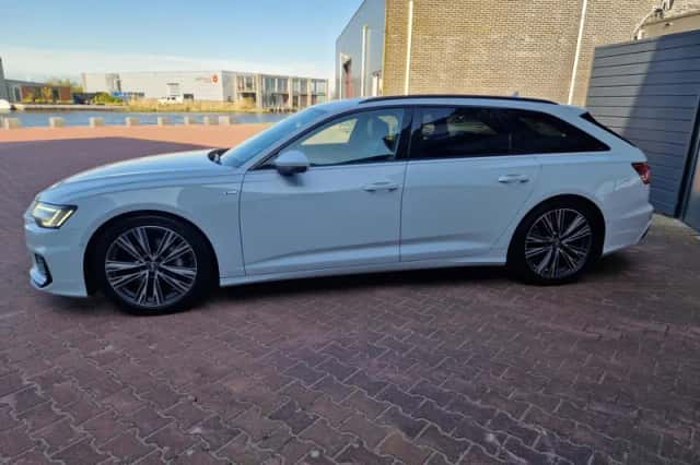 Audi A6 (2019) thumbnail 3