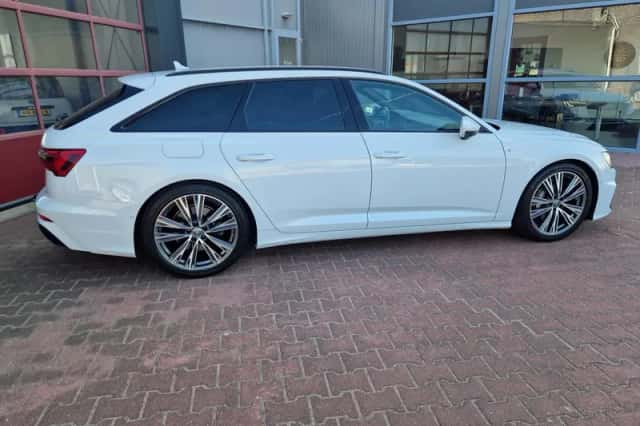 Audi A6 (2019) thumbnail 5