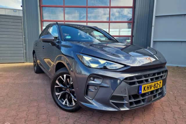 CUPRA Terramar (2025) thumbnail 2