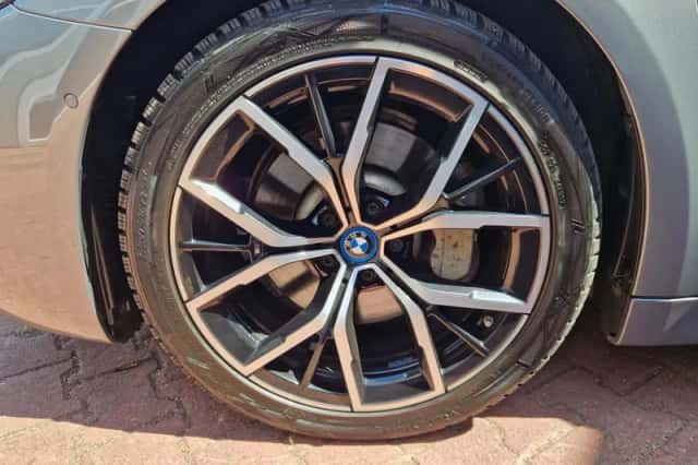 BMW 5-Serie (2024) thumbnail 4